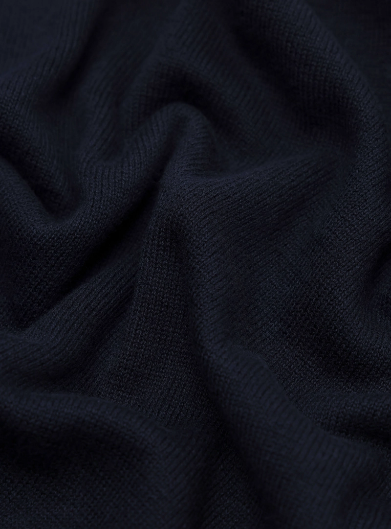 SWEATER SIN MANGAS REGULAR FIT AZUL MARINO ARROW - 6