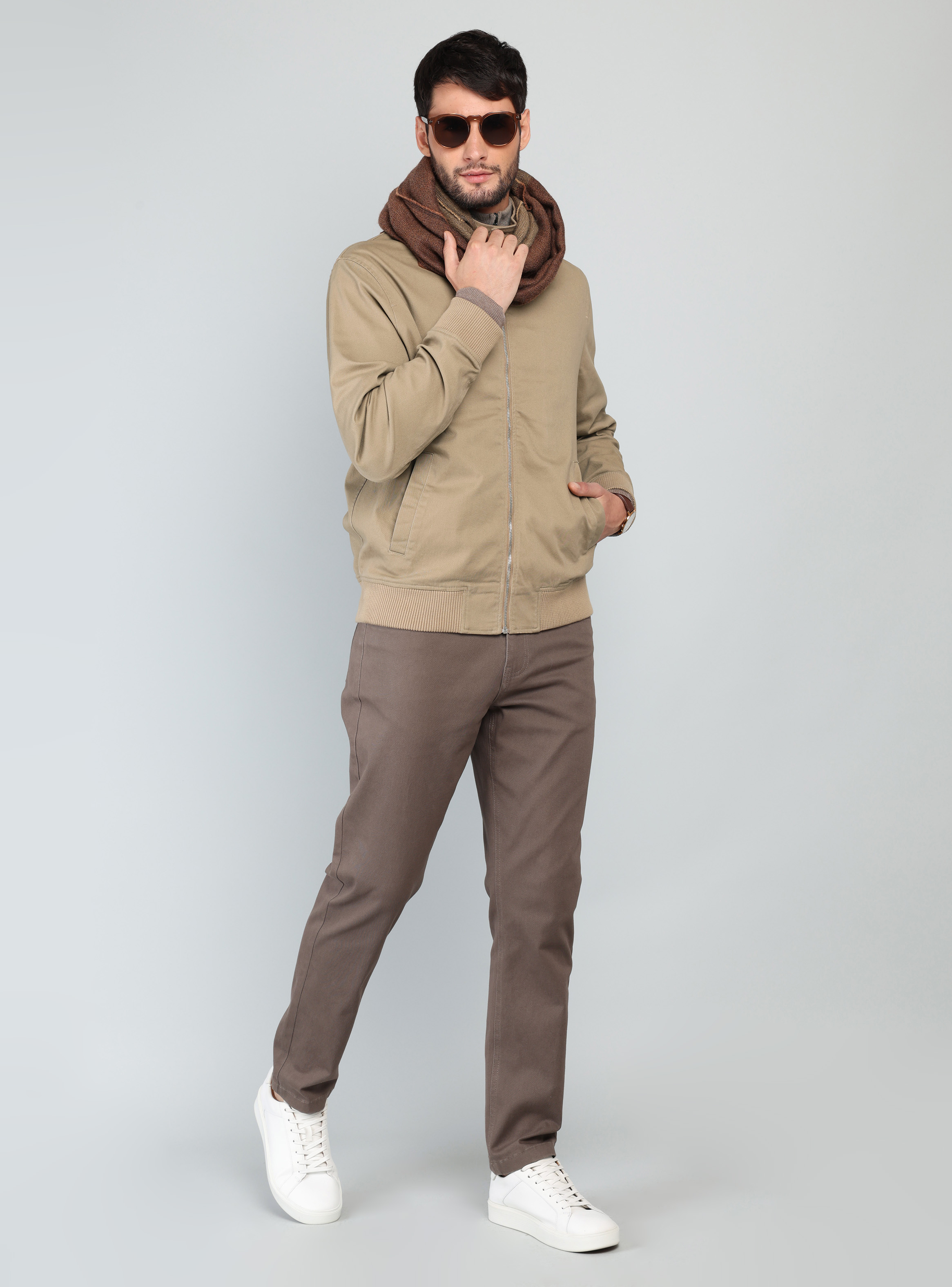 CHAQUETA LISA SPANDEX REGULAR FIT CAFE  ARROW - 4