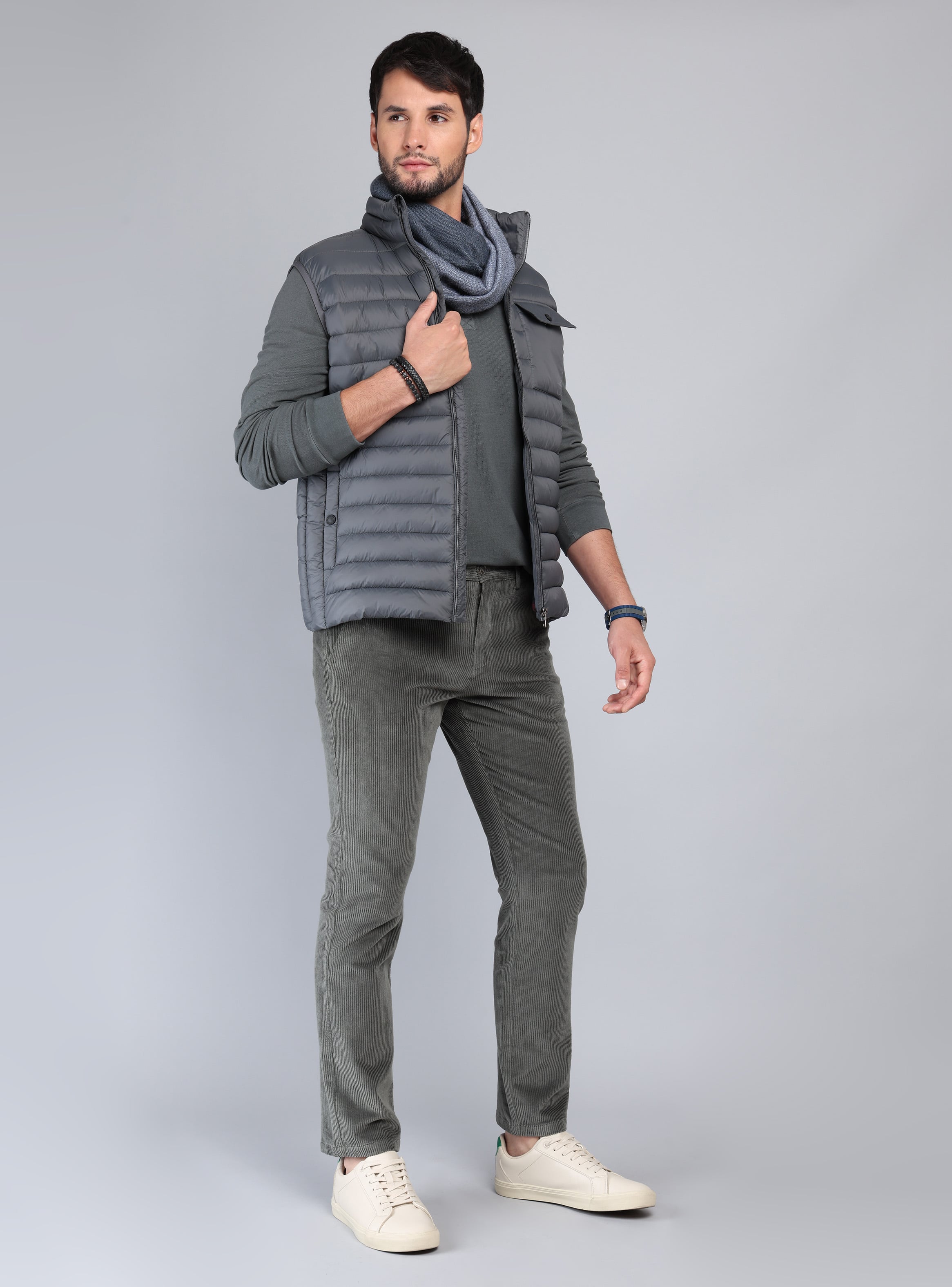 PARKA SIN MANGAS REGULAR FIT GRIS ARROW - 4