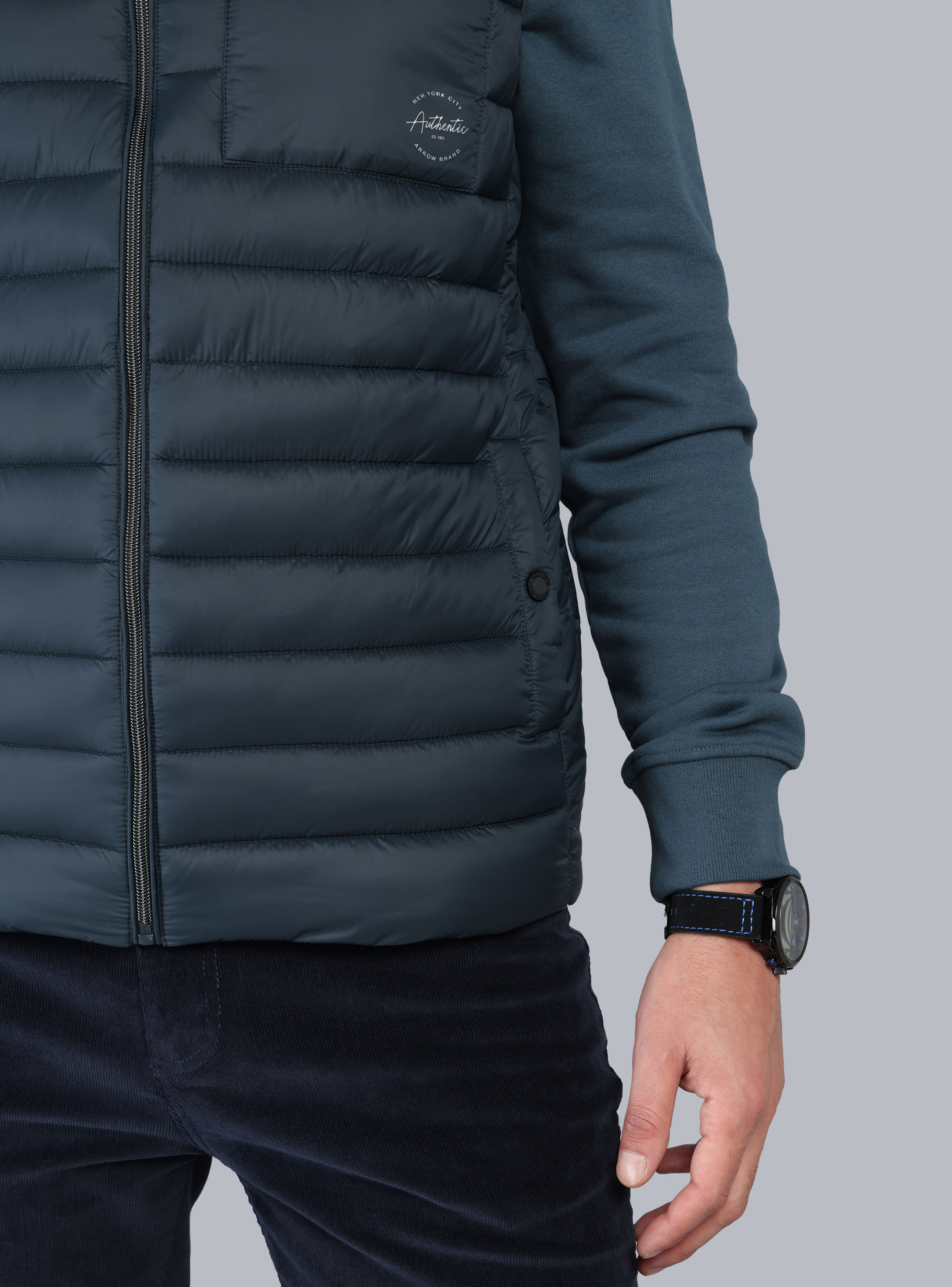 PARKA SIN MANGAS REGULAR FIT PETROLEO ARROW - 5