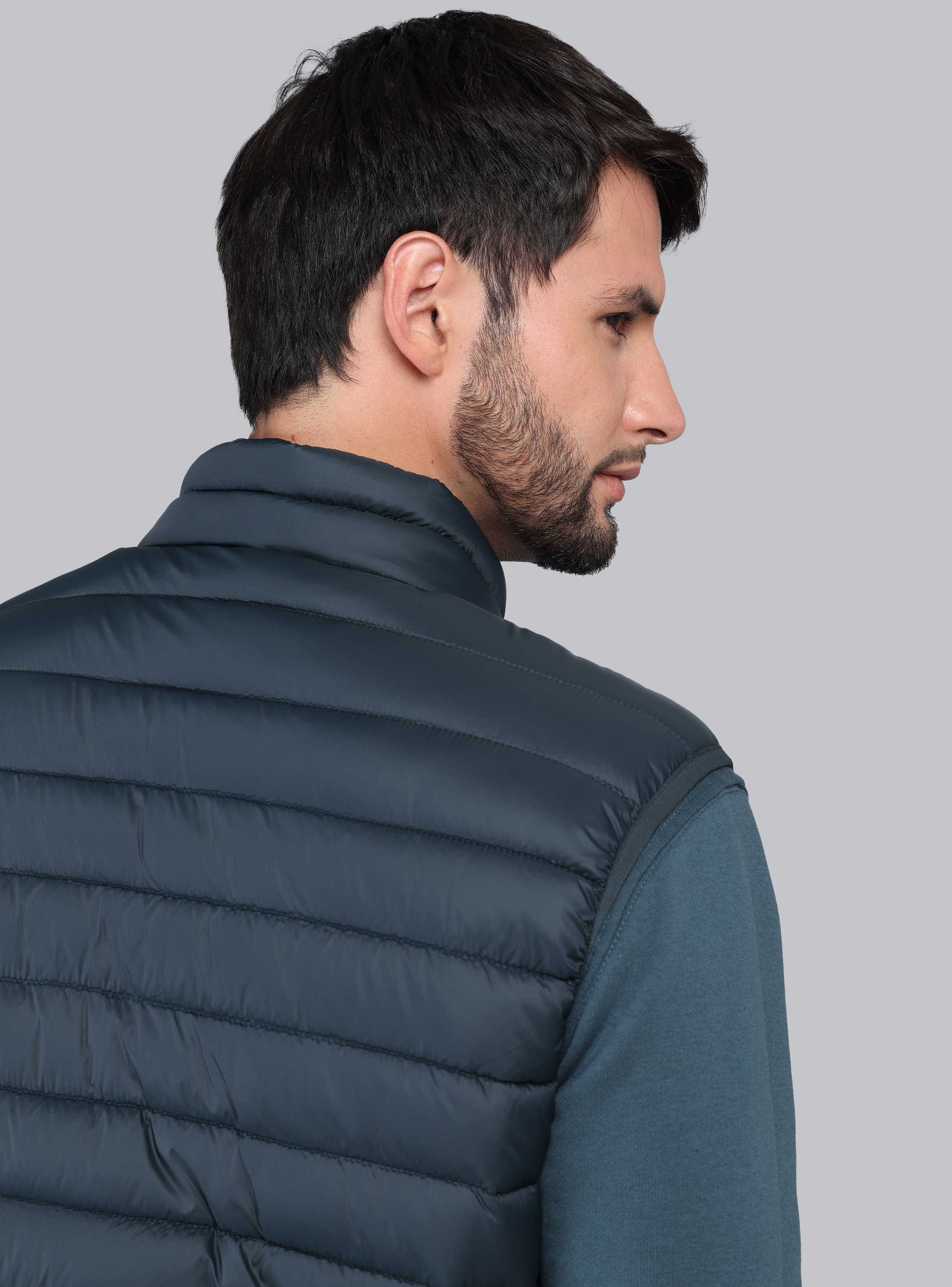 PARKA SIN MANGAS REGULAR FIT PETROLEO ARROW - 6