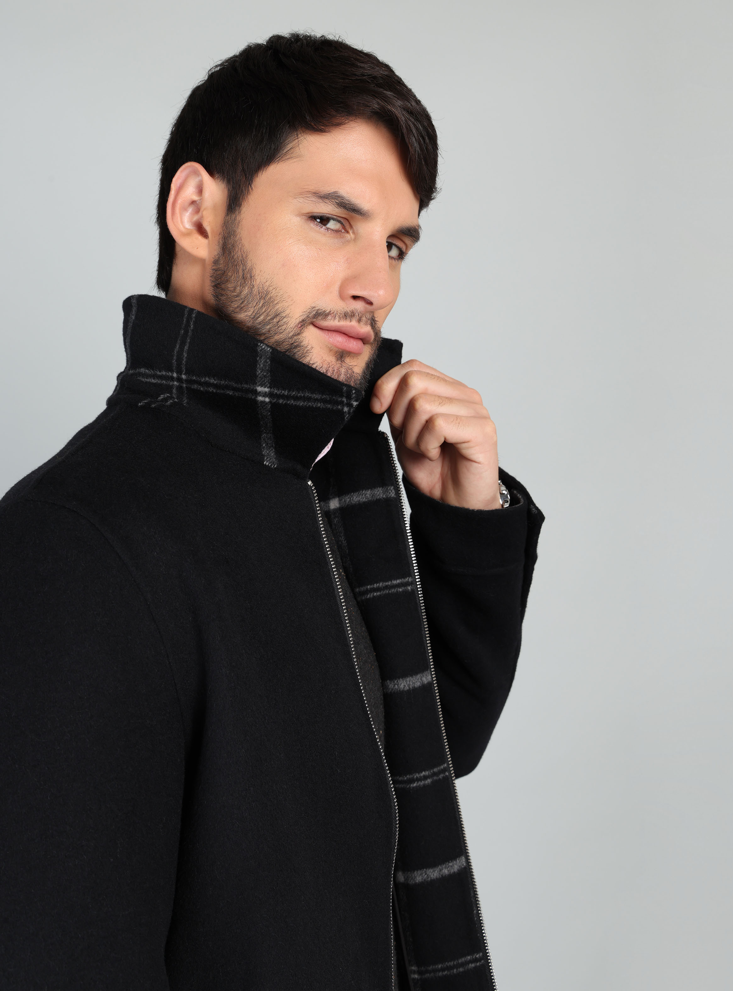 CHAQUETA LISA RECTA REGULAR FIT NEGRO ARROW - 3