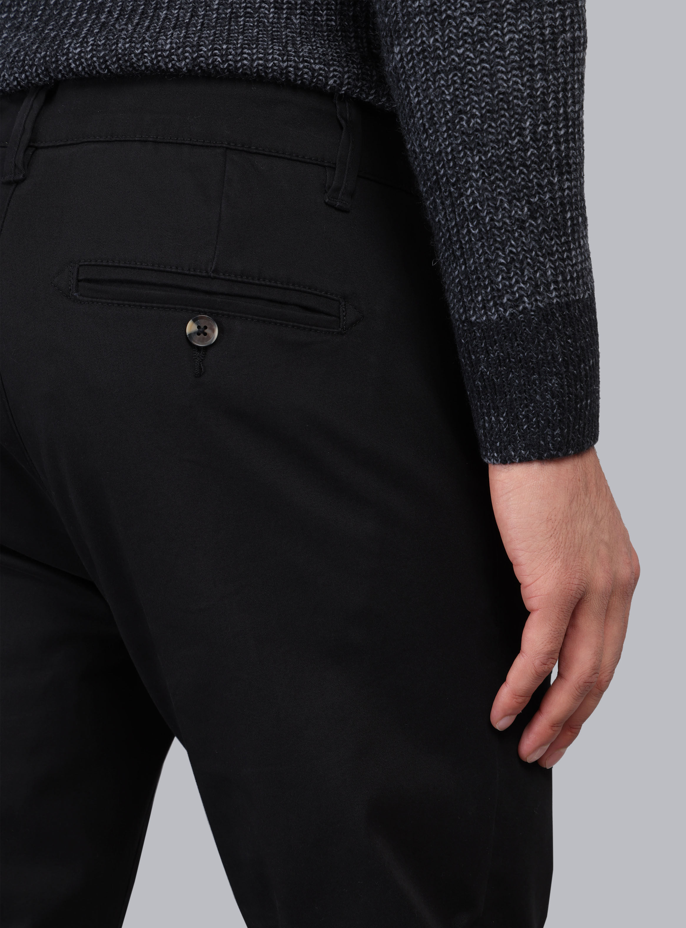 PANTALON CHINO SPANDEX REGULAR FIT NEGRO PIERO BUTTI - 5