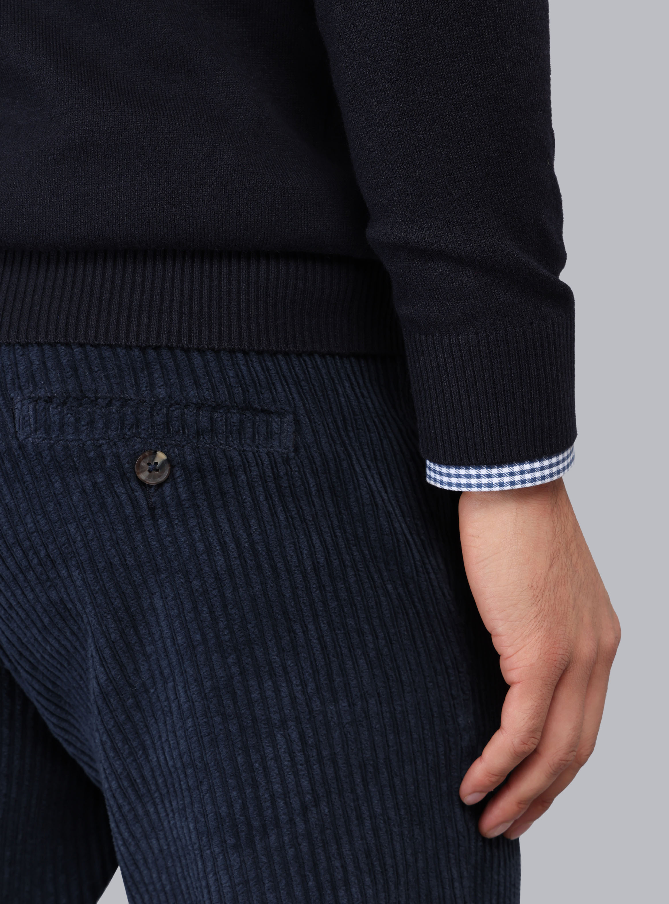 SWEATER CON DISEÑO PIERO BUTTI - 5