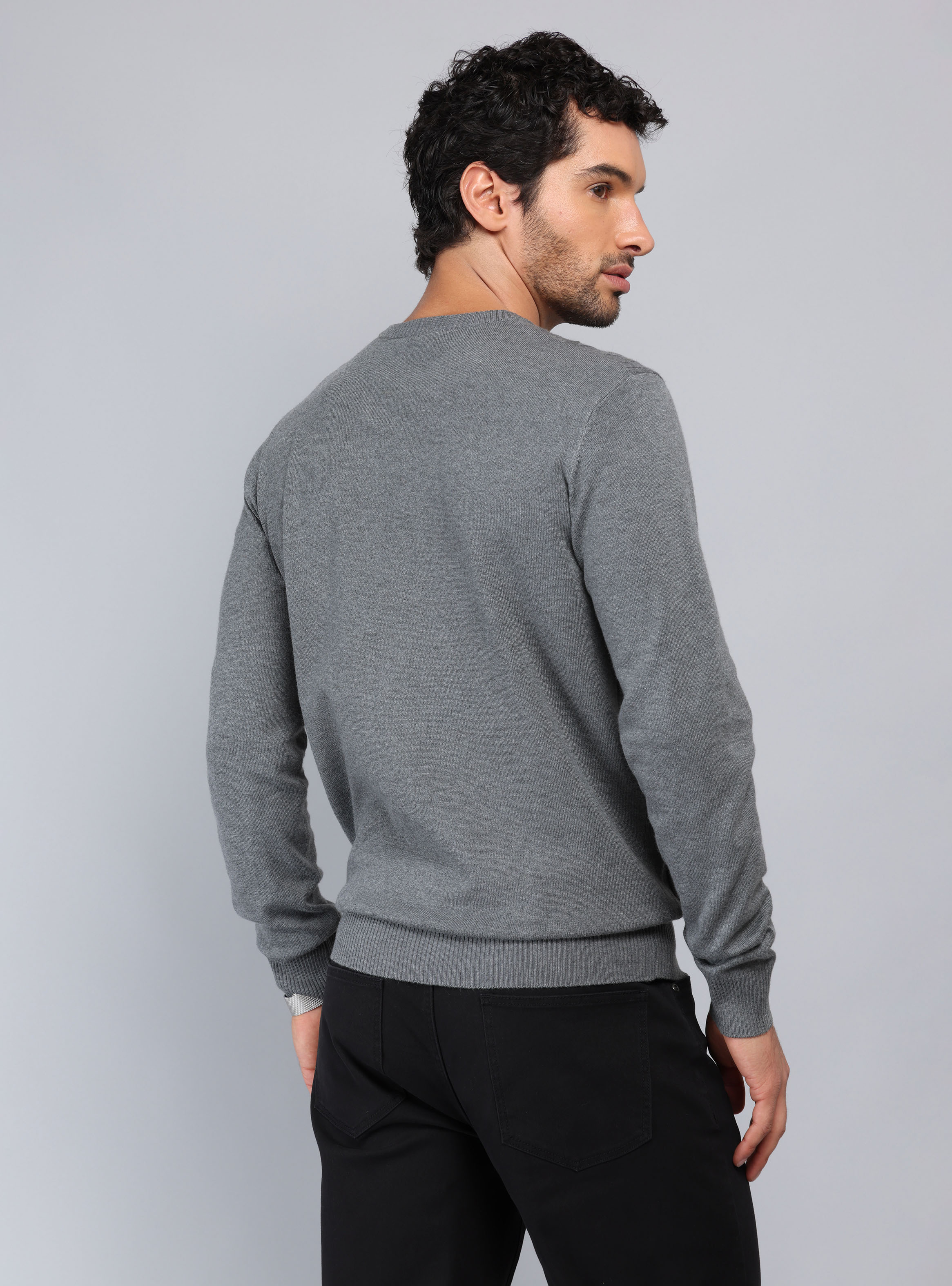 SWEATER CON DISEÑO PIERO BUTTI - 2