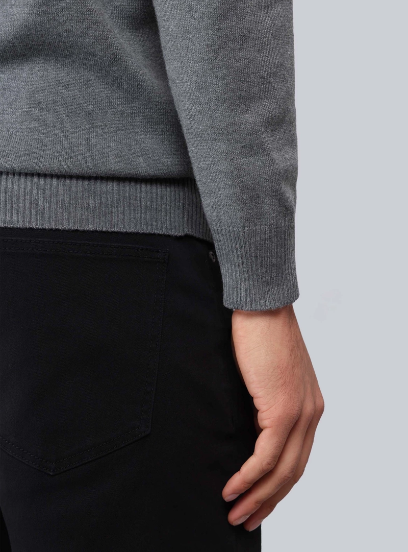 SWEATER CON DISEÑO PIERO BUTTI - 5