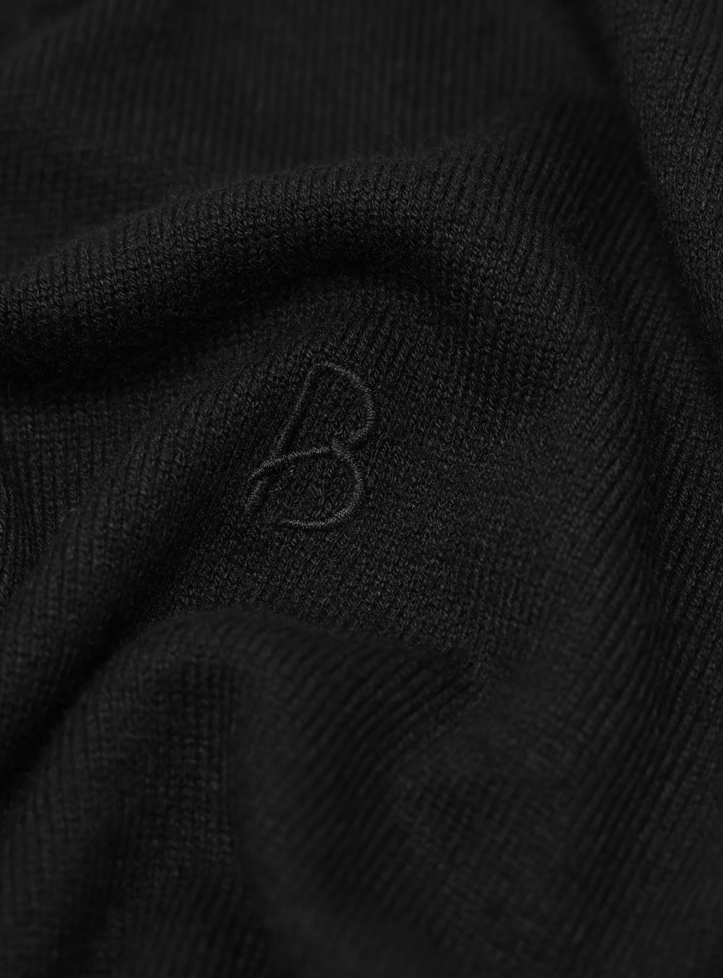SWEATER LISO CUELLO V PIERO BUTTI - 6