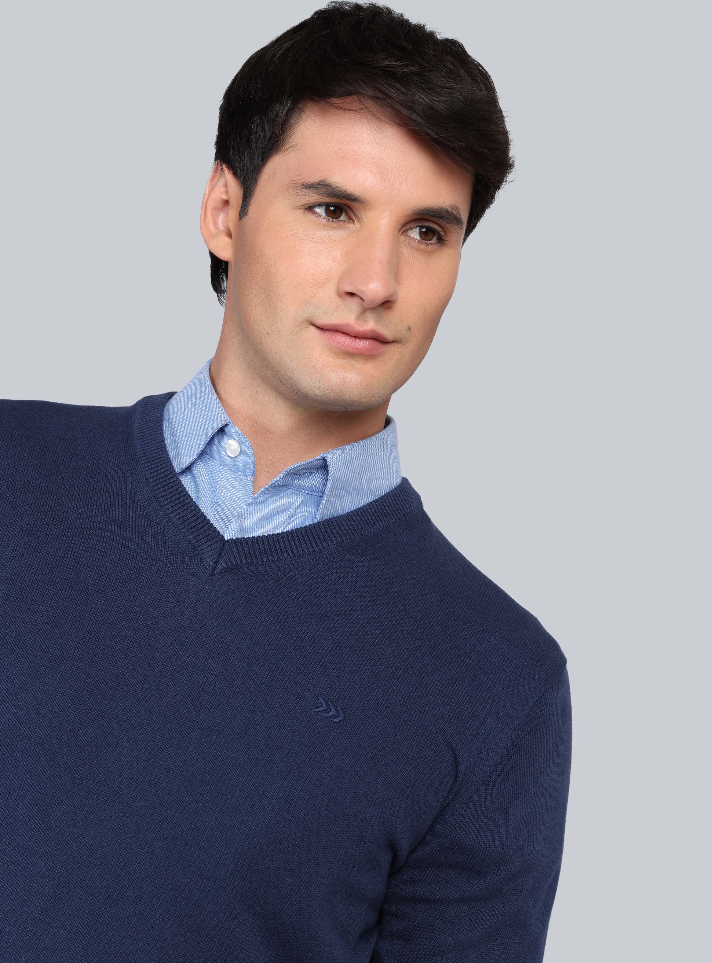 SWEATER CUELLO V REGULAR FIT AZUL ARROW - 3