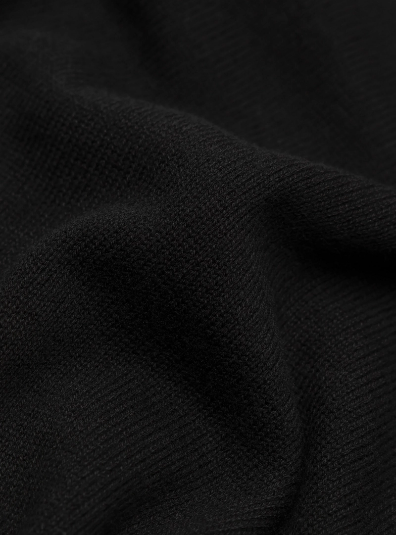 SWEATER SIN MANGAS REGULAR FIT NEGRO ARROW - 6