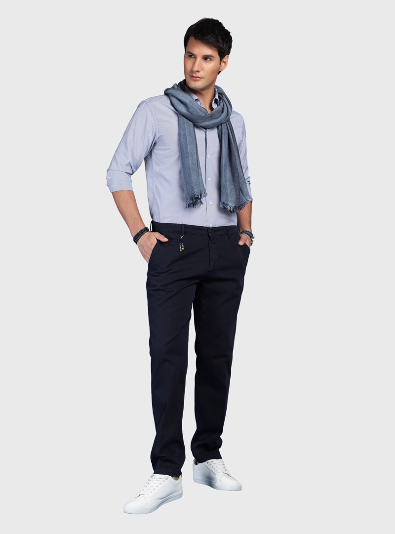 PANTALON TEXTURADO SPANDEX TAILORED FIT AZUL ARROW - 4