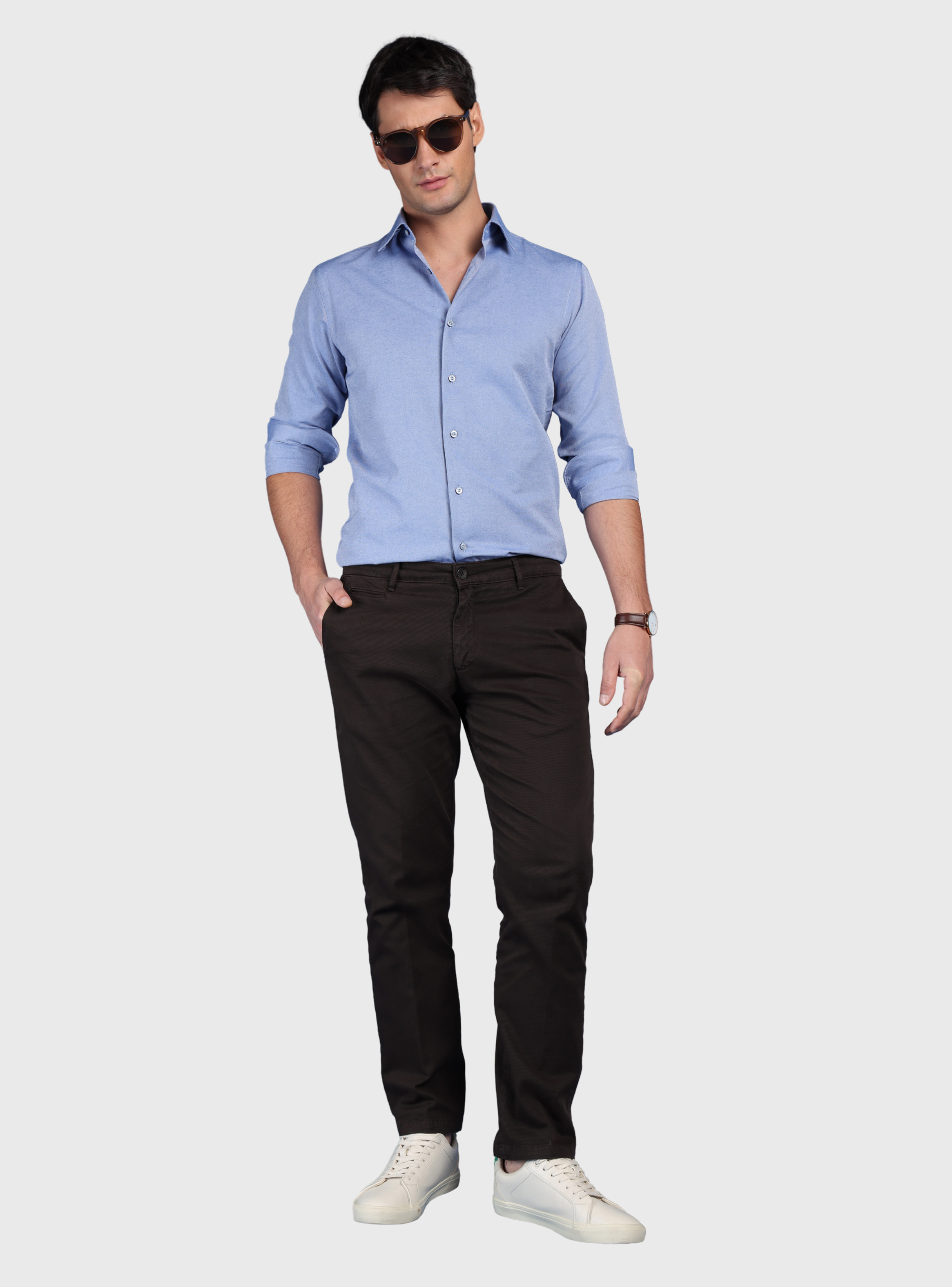 PANTALON TEXTURADO SPANDEX TAILORED FIT CAFE  ARROW - 4