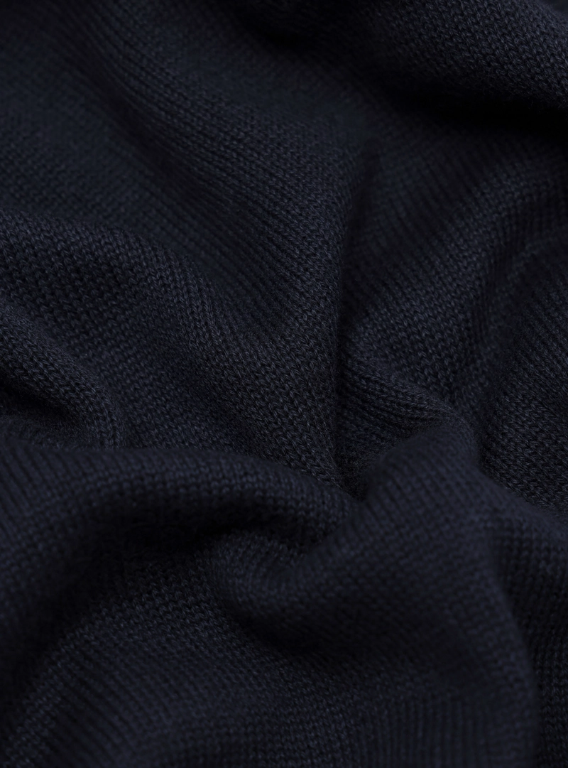 SWEATER CUELLO REDONDO REGULAR FIT AZUL MARINO ARROW - 6