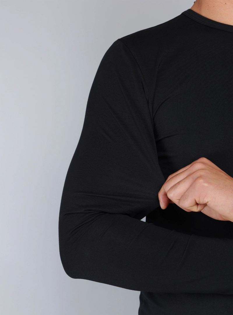 CAMISETA PRIMERA CAPA REGULAR FIT NEGRO ARROW - 4