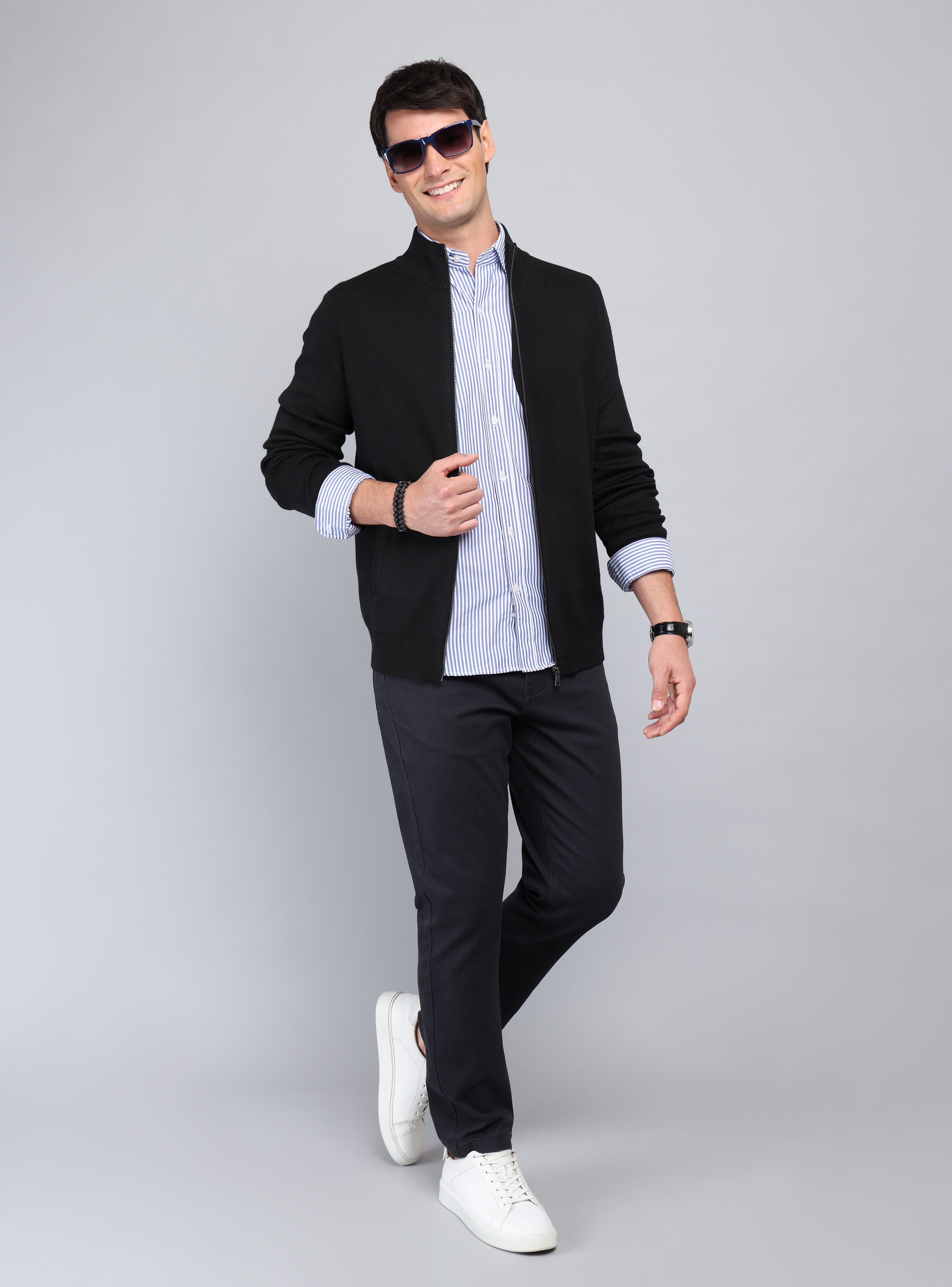 SWEATER CUELLO ALTO REGULAR FIT NEGRO ARROW - 4