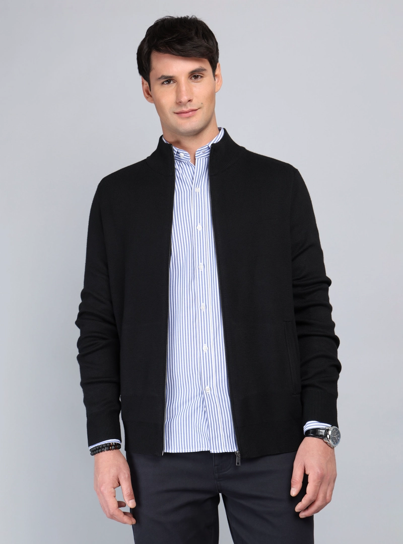 SWEATER CUELLO ALTO REGULAR FIT NEGRO ARROW - 6