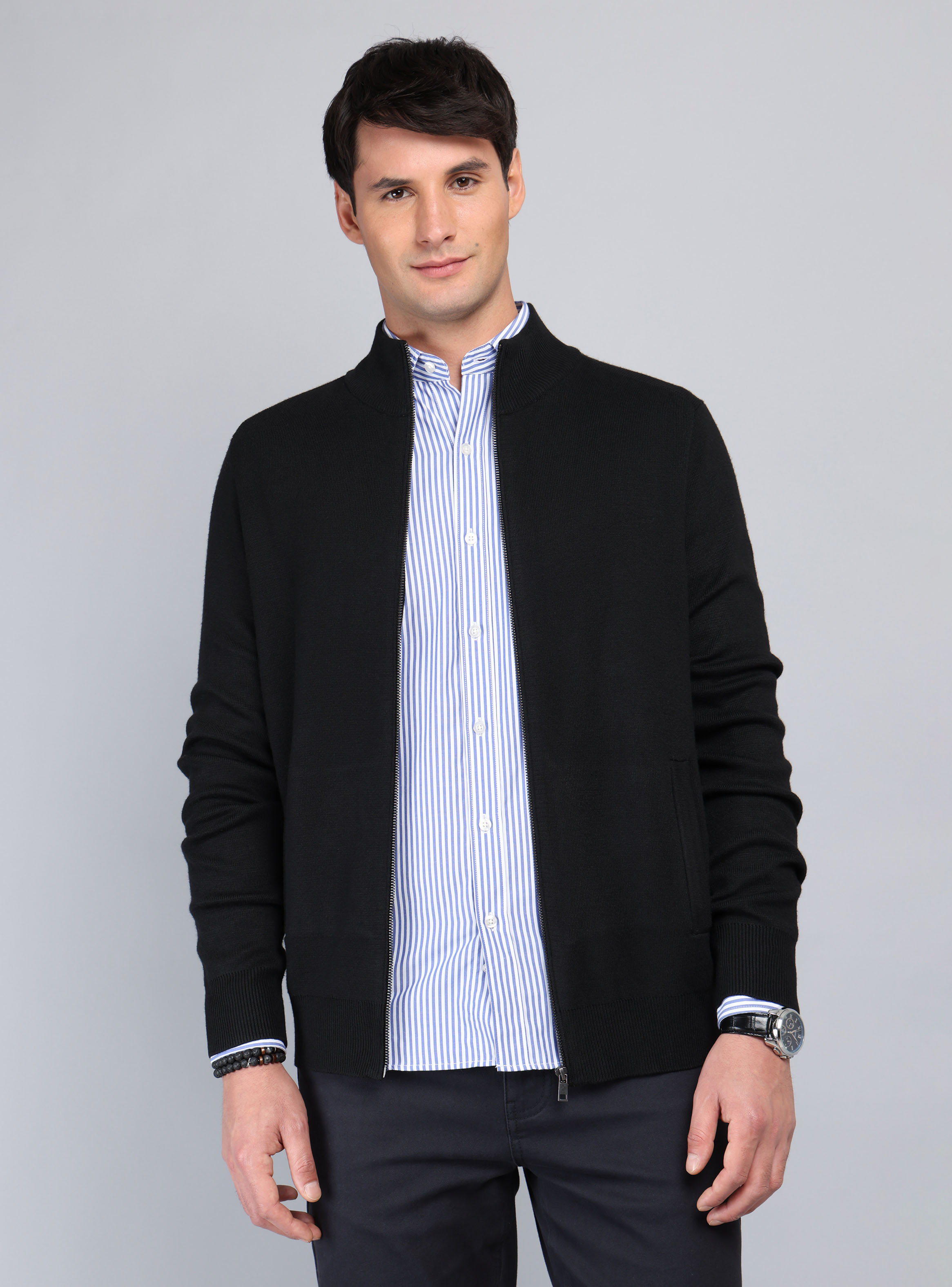 SWEATER CUELLO ALTO REGULAR FIT NEGRO ARROW - 6