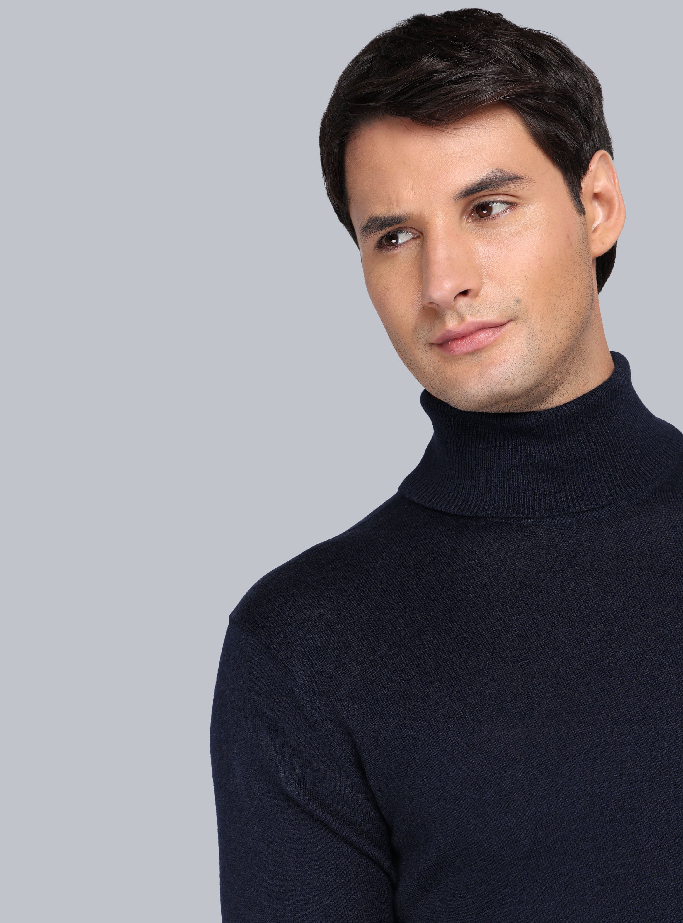 SWEATER CUELLO ALTO REGULAR FIT AZUL MARINO ARROW - 3