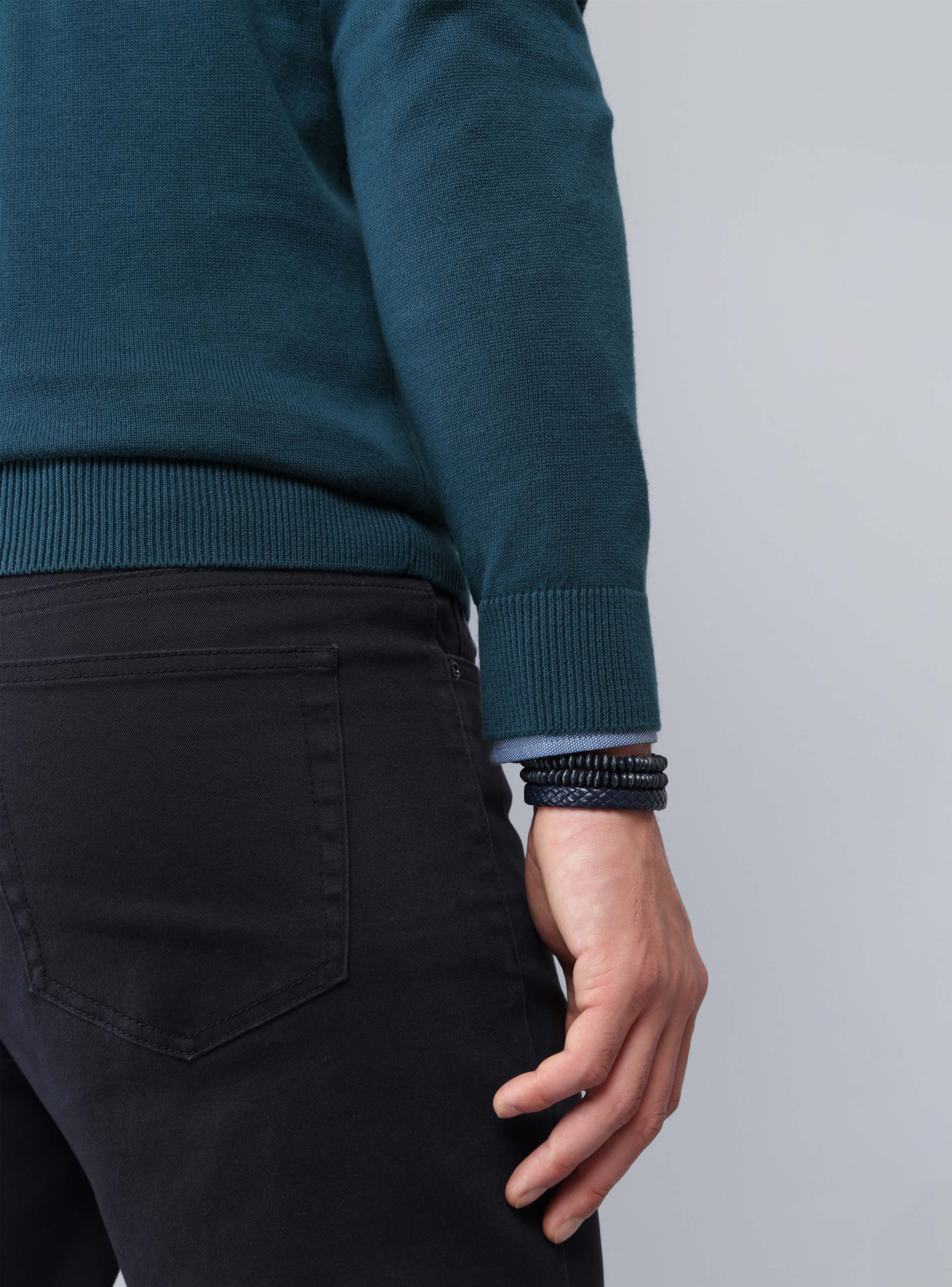 SWEATER CUELLO V REGULAR FIT PETROLEO ARROW - 4