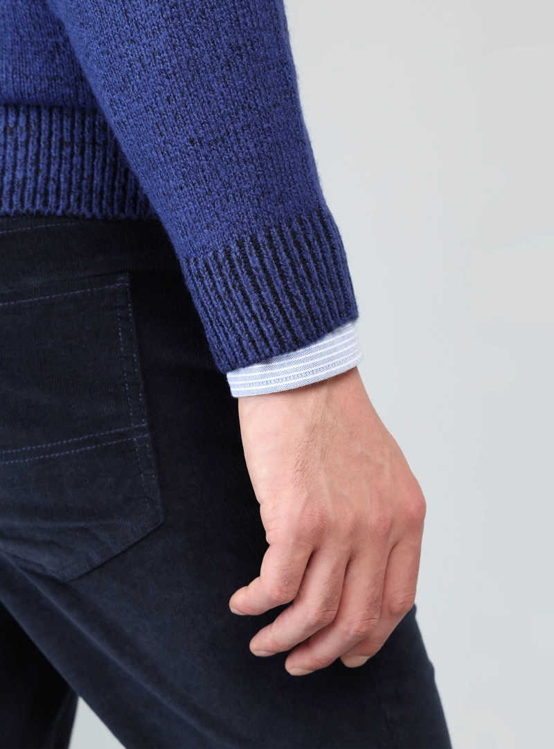 SWEATER CUELLO REDONDO REGULAR FIT AZUL ARROW - 5