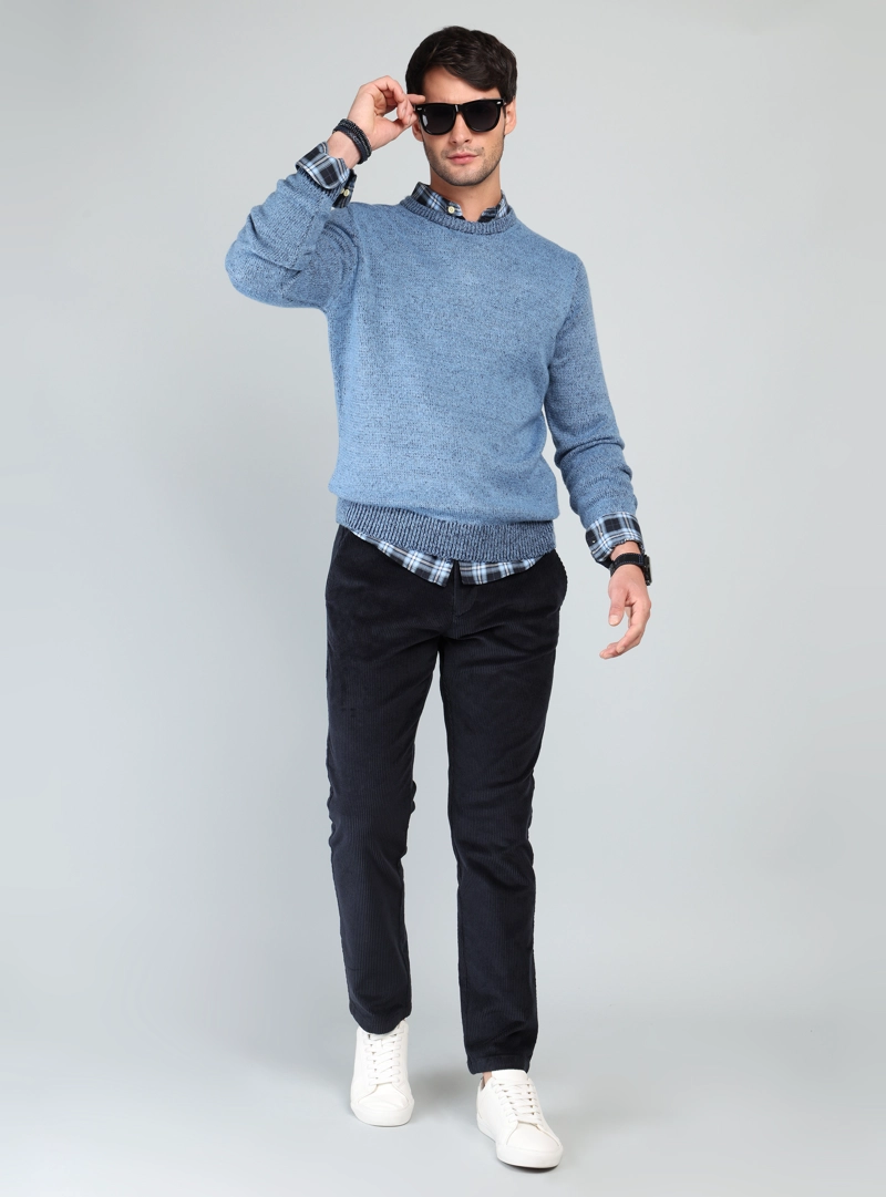 SWEATER CUELLO REDONDO REGULAR FIT CELESTE ARROW - 4