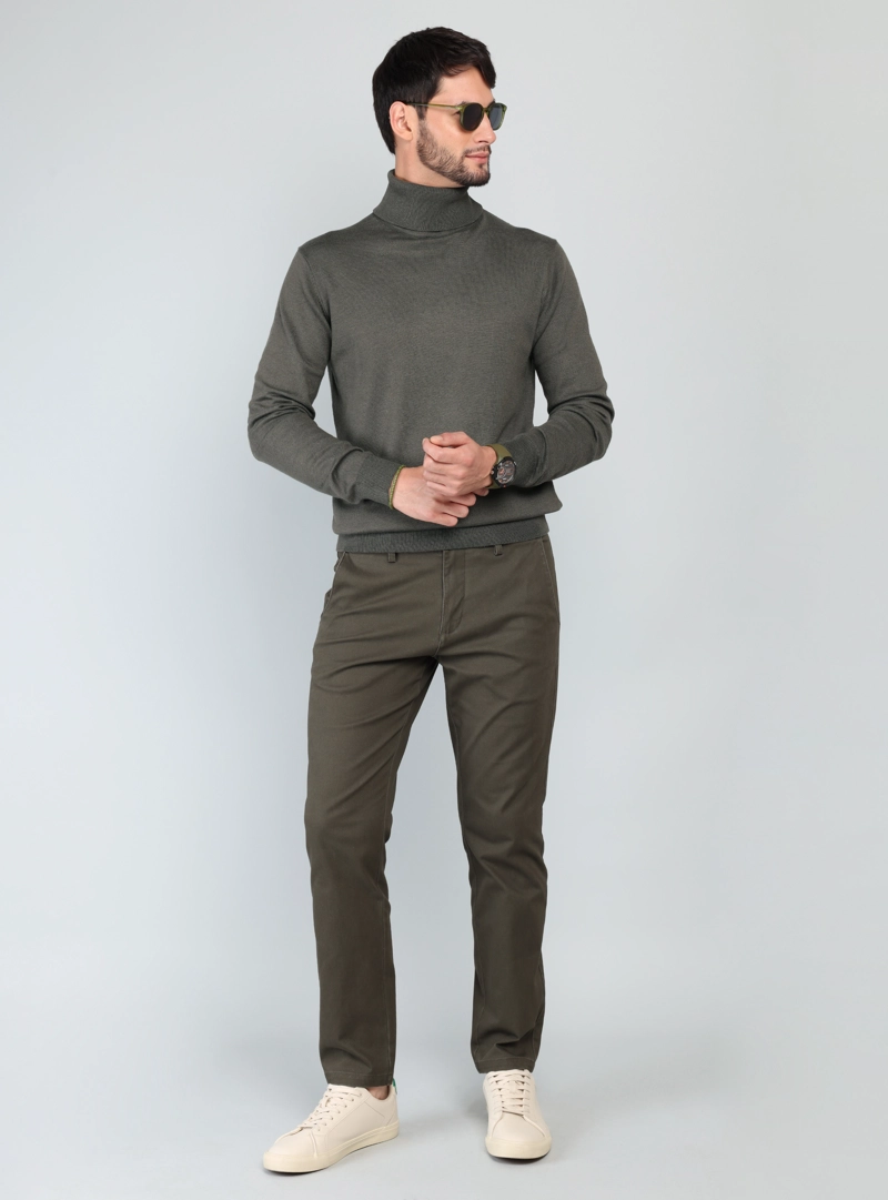 SWEATER CUELLO ALTO REGULAR FIT VERDE ARROW - 4