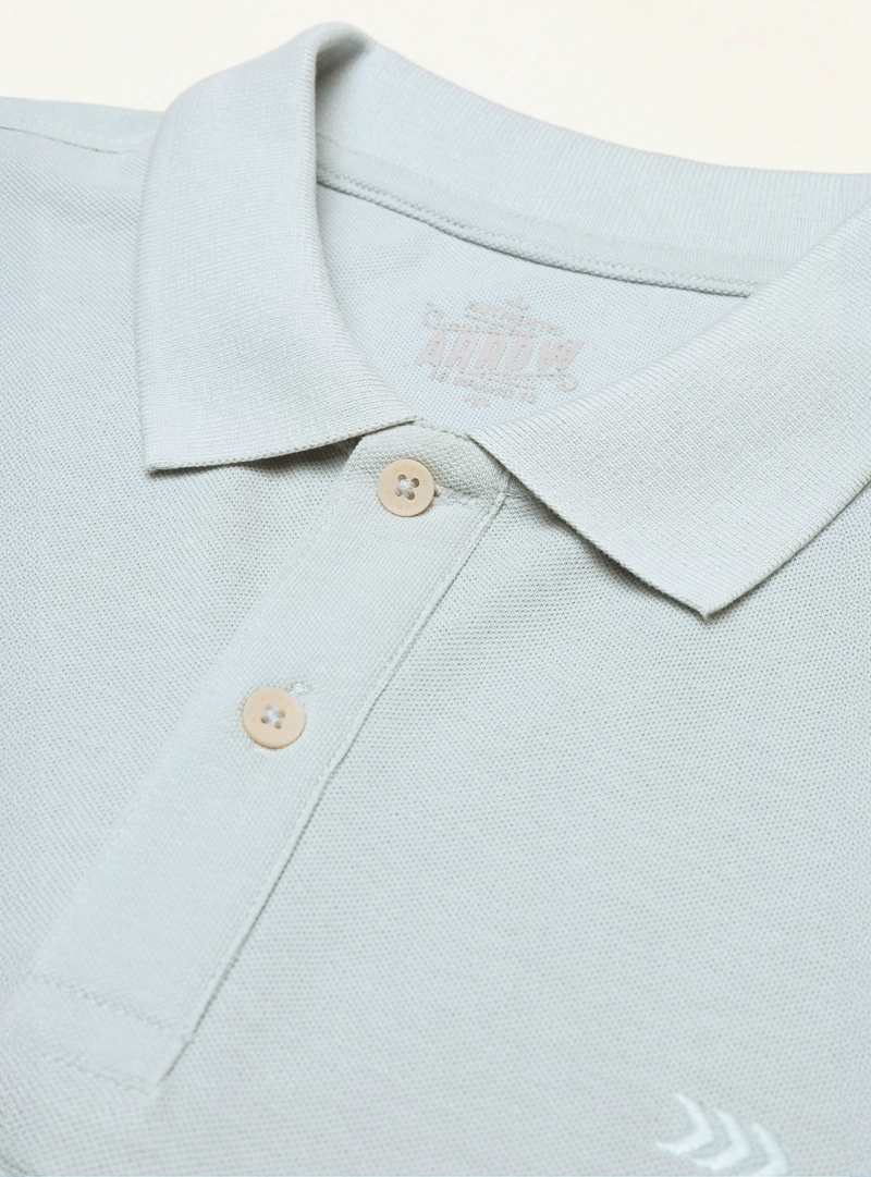 POLERA PIQUE REGULAR FIT CELESTE ARROW - 5
