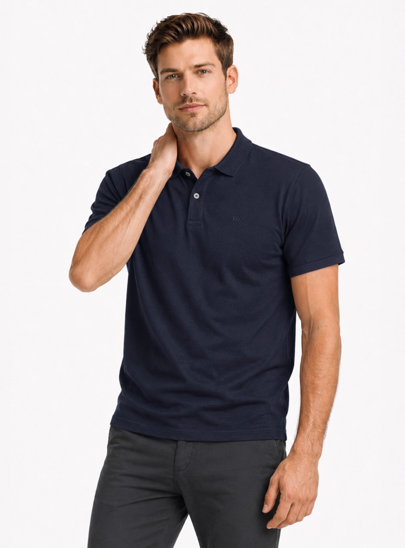 POLERA PIQUE REGULAR FIT AZUL ARROW - 1