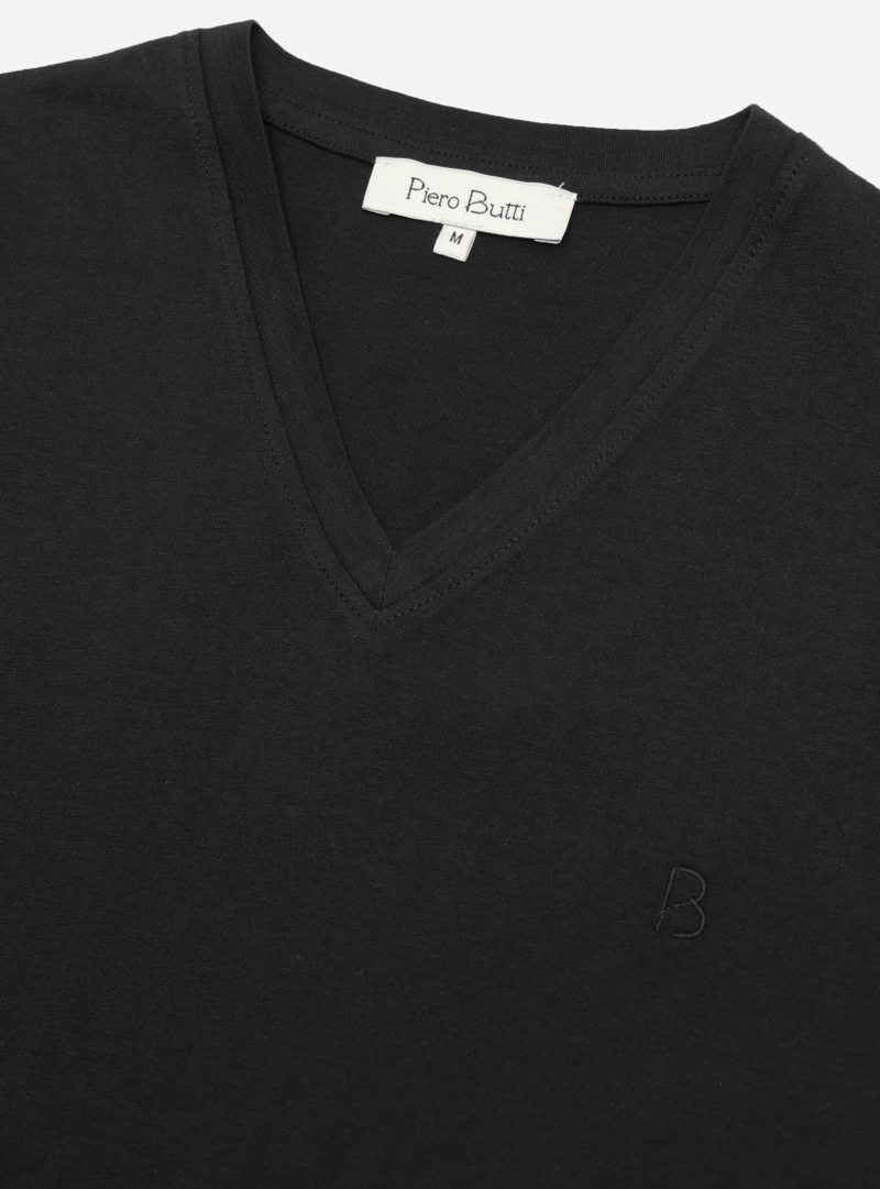 POLERA CUELLO V REGULAR FIT NEGRO PIERO BUTTI - 5