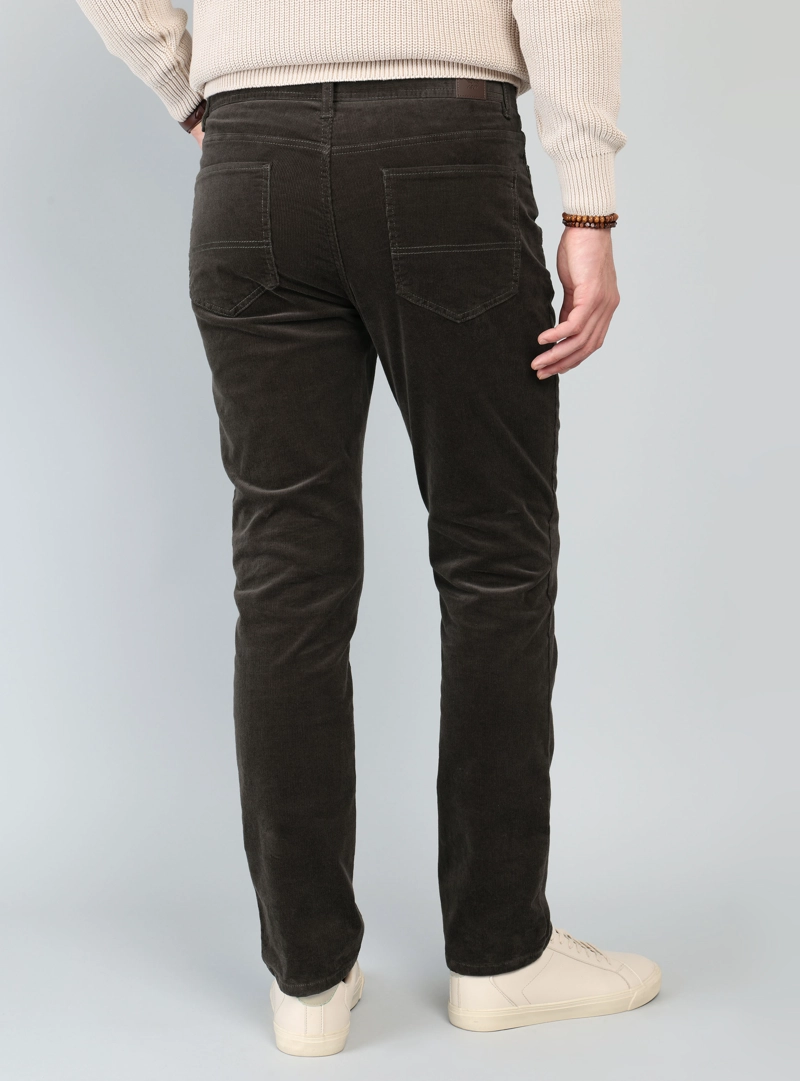PANTALON COTELE SPANDEX REGULAR FIT CAFE ARROW - 2