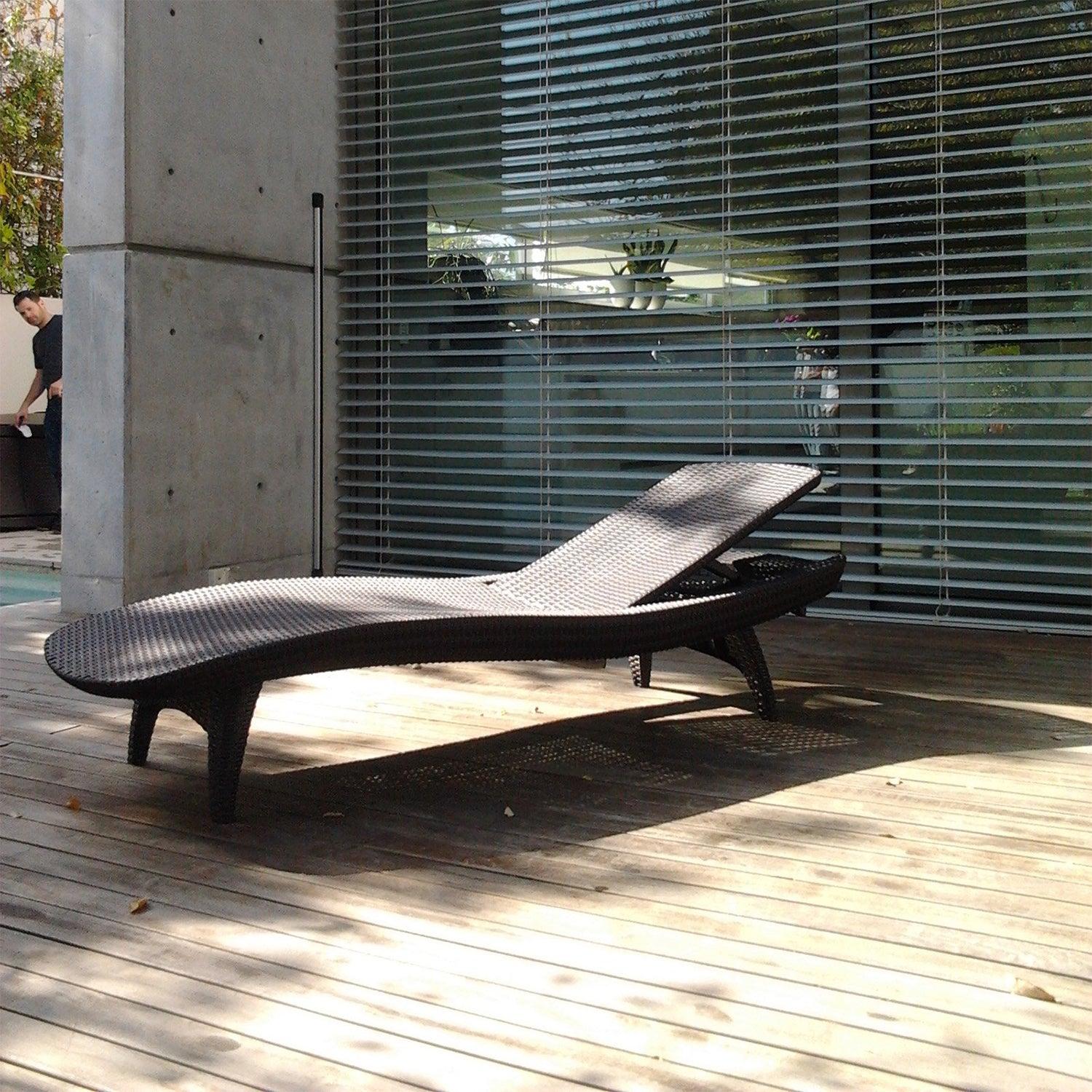 JUEGO DE REPOSERAS Y MESA MARRON PACIFIC SUN KETER - 8