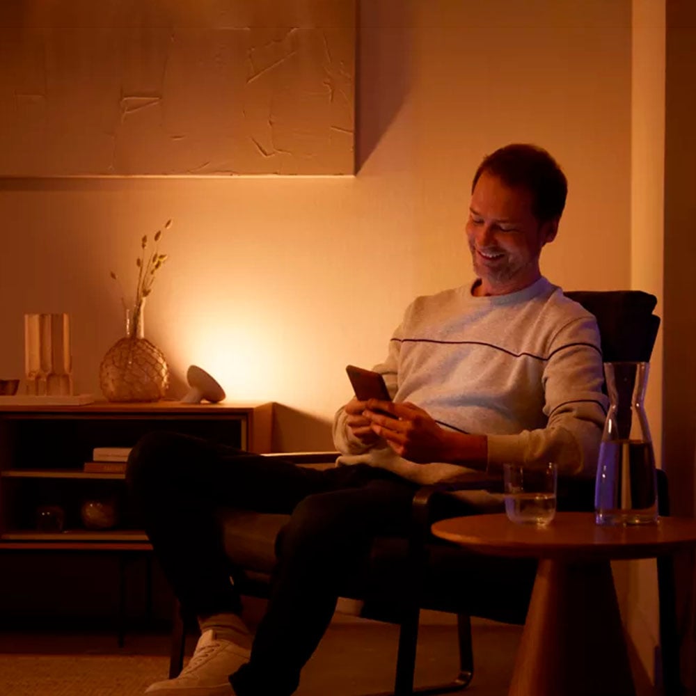LÁMPARA PHILIPS HUE INTELIGENTE MESA BLOOM WHITE & COLOR AMBIANCE MULTICOLOR - 4