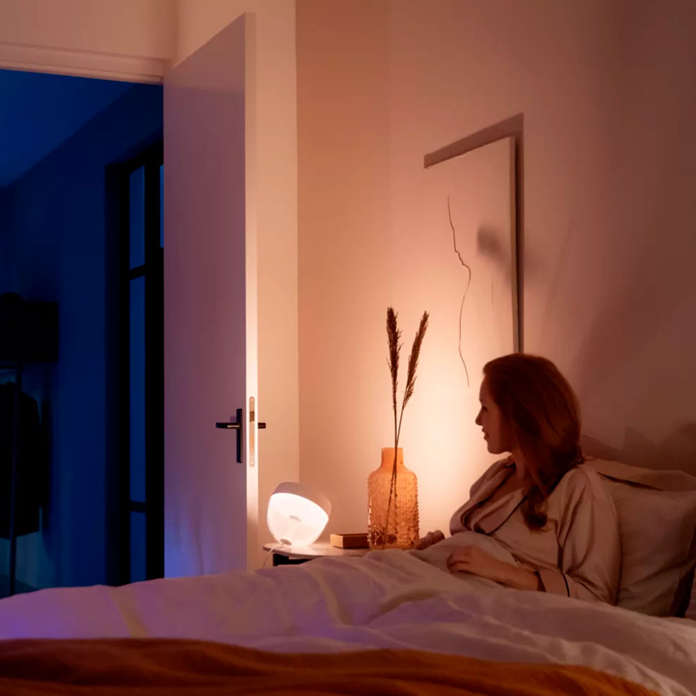 LÁMPARA INTELIGENTE DE MESA PHILIPS HUE IRIS MULTICOLOR - 6