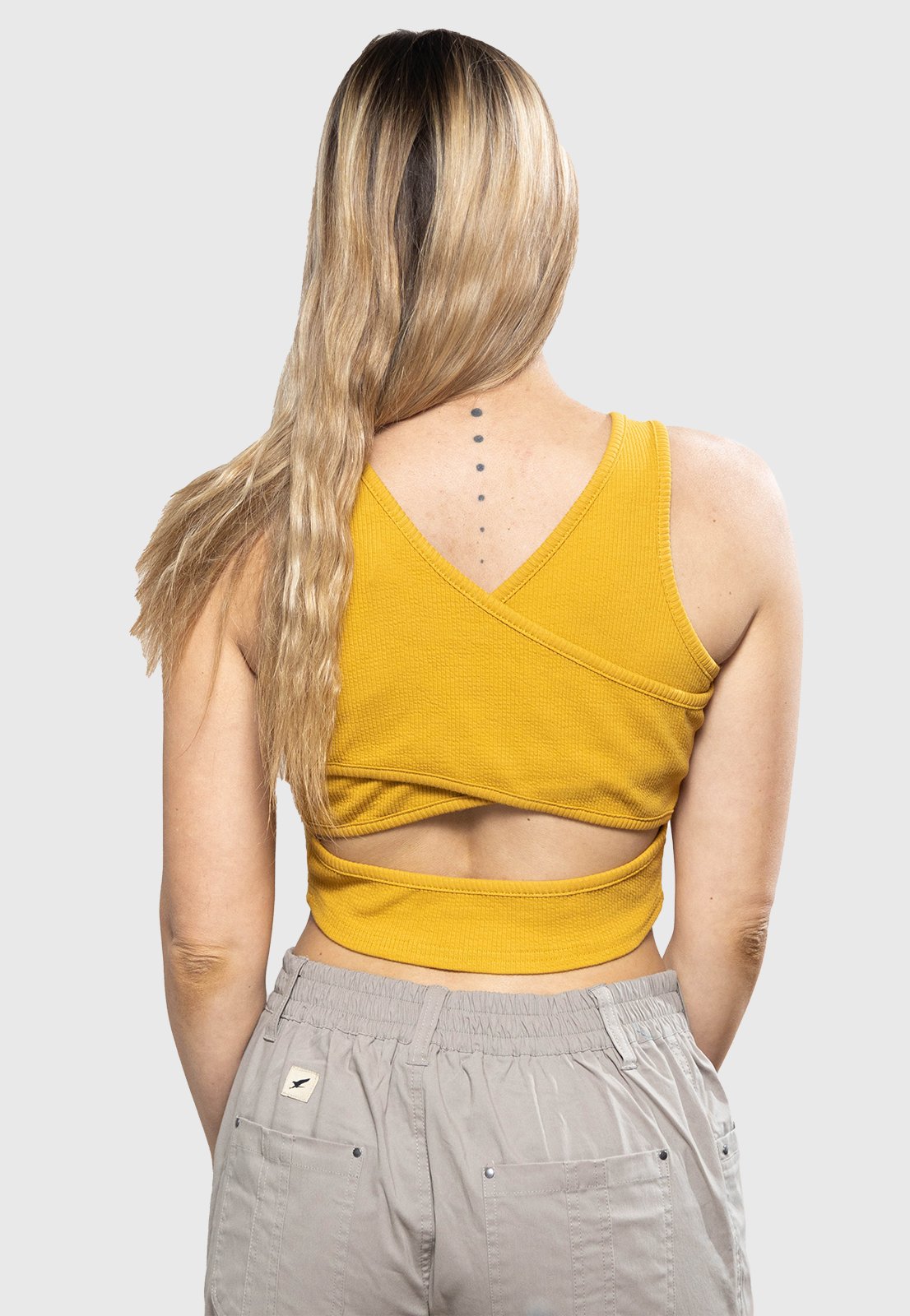 CROP TOP ALL DAY MOSTAZA MUJER FALCONE - 4