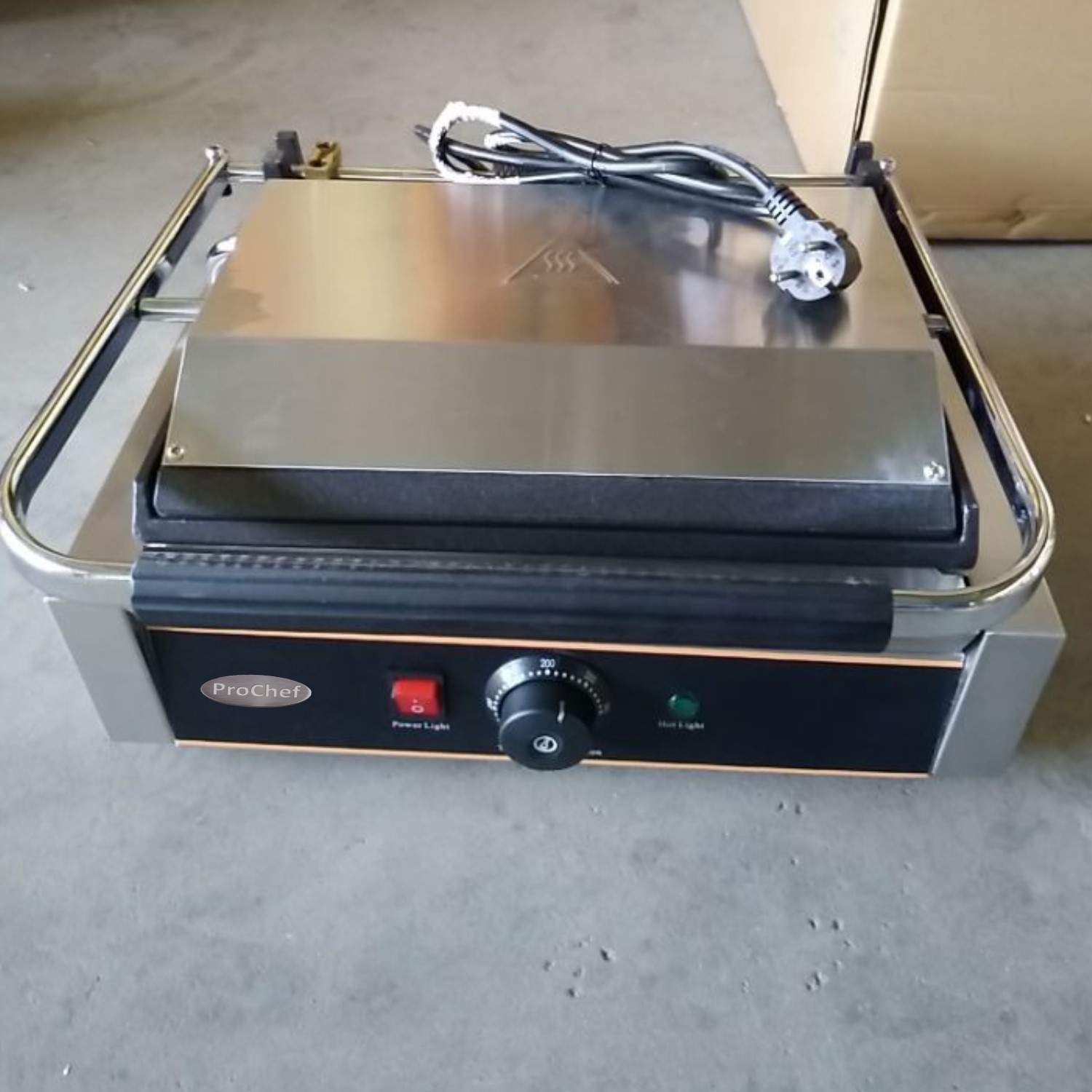 PLANCHA PROCHEF SANDWICHERA PANINI GRILL ACERO INOX. LISA 2200W - 5