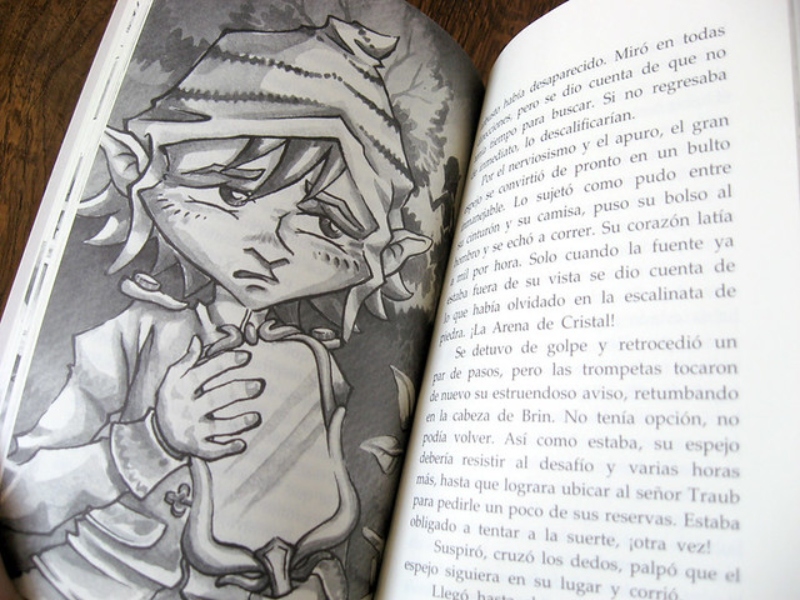 TEXTO LA ASOMBROSA HISTORIA DEL ESPEJO ROTO - FRANCISCA SOLAR / EDICIONES SM - 3