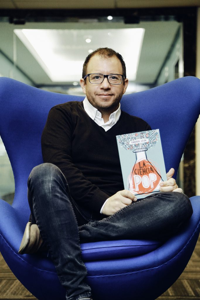 LIBRO ¿POR QUE LOS PERROS MUEVEN LA COLA? /072 - GABRIEL LEON - 2