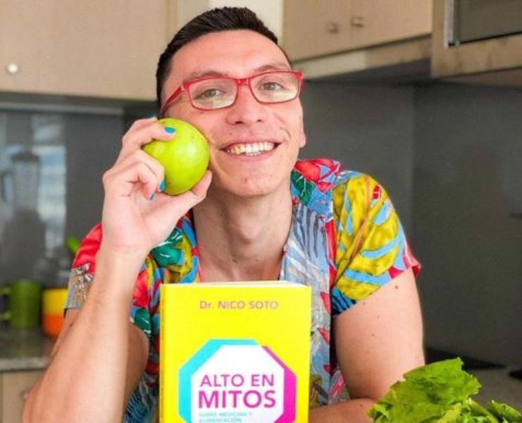 LIBRO ALTO EN MITOS - NICO SOTO / GRIJALBO - 2