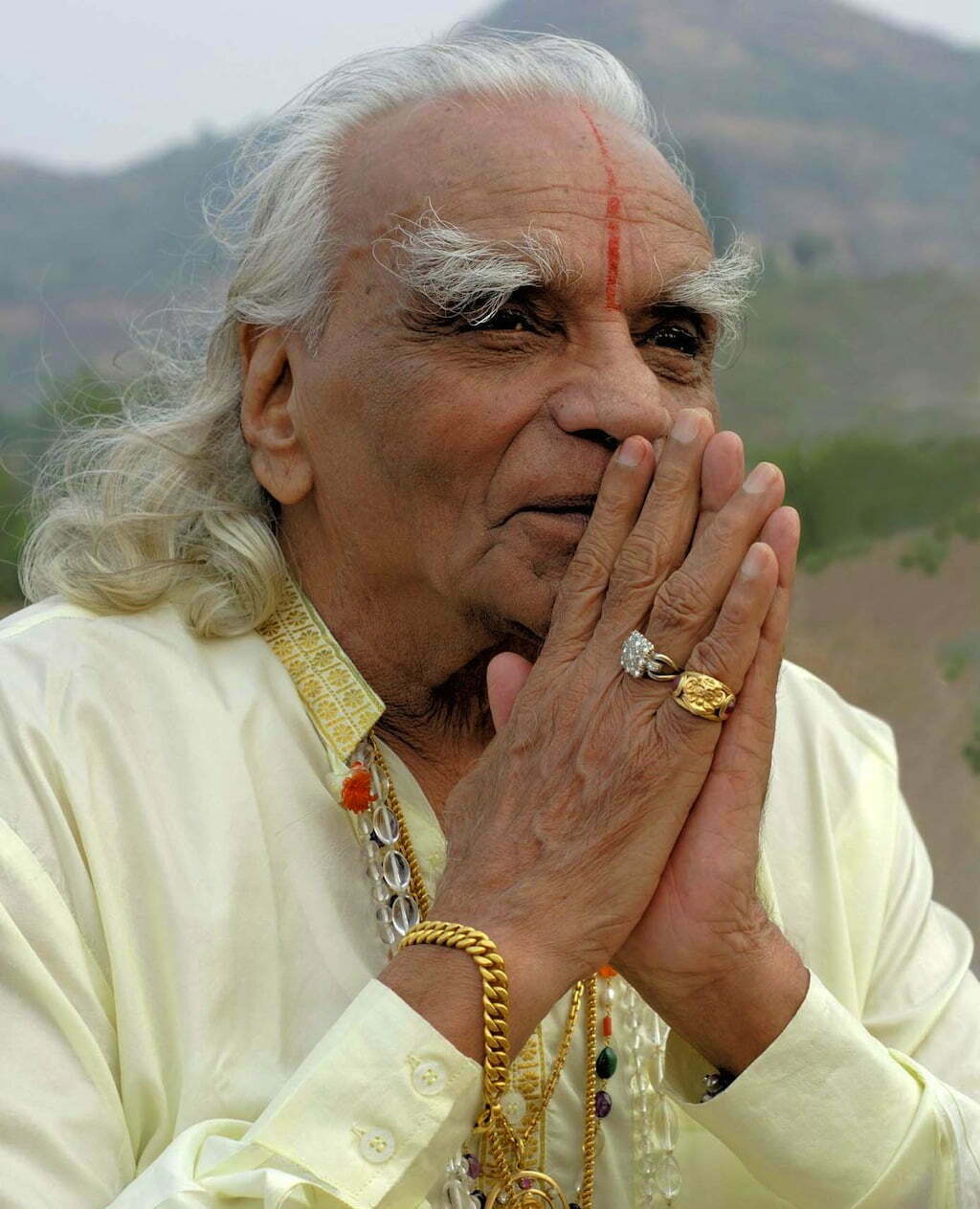 LIBRO LA LUZ DEL YOGA 098 B.IYENGAR - 3