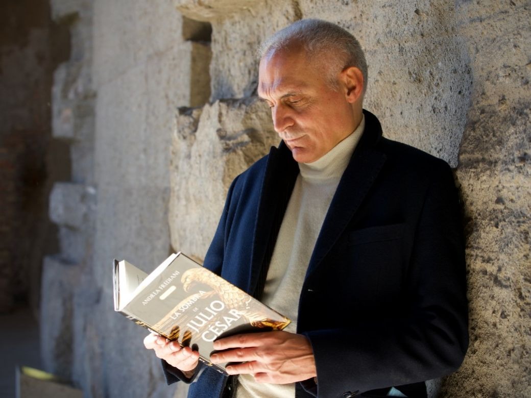 LIBRO LA SOMBRA DE JULIO CESAR 321 A. FREDIANI - 3