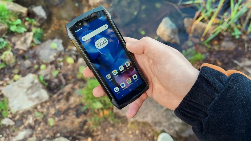 CELULAR DOOGEE SMINI 256 GB 8 GB RAM 50 MP 4.5 " EL MÁS RESISTENTE Y MÁS PEQUEÑO DEL MUNDO - 7
