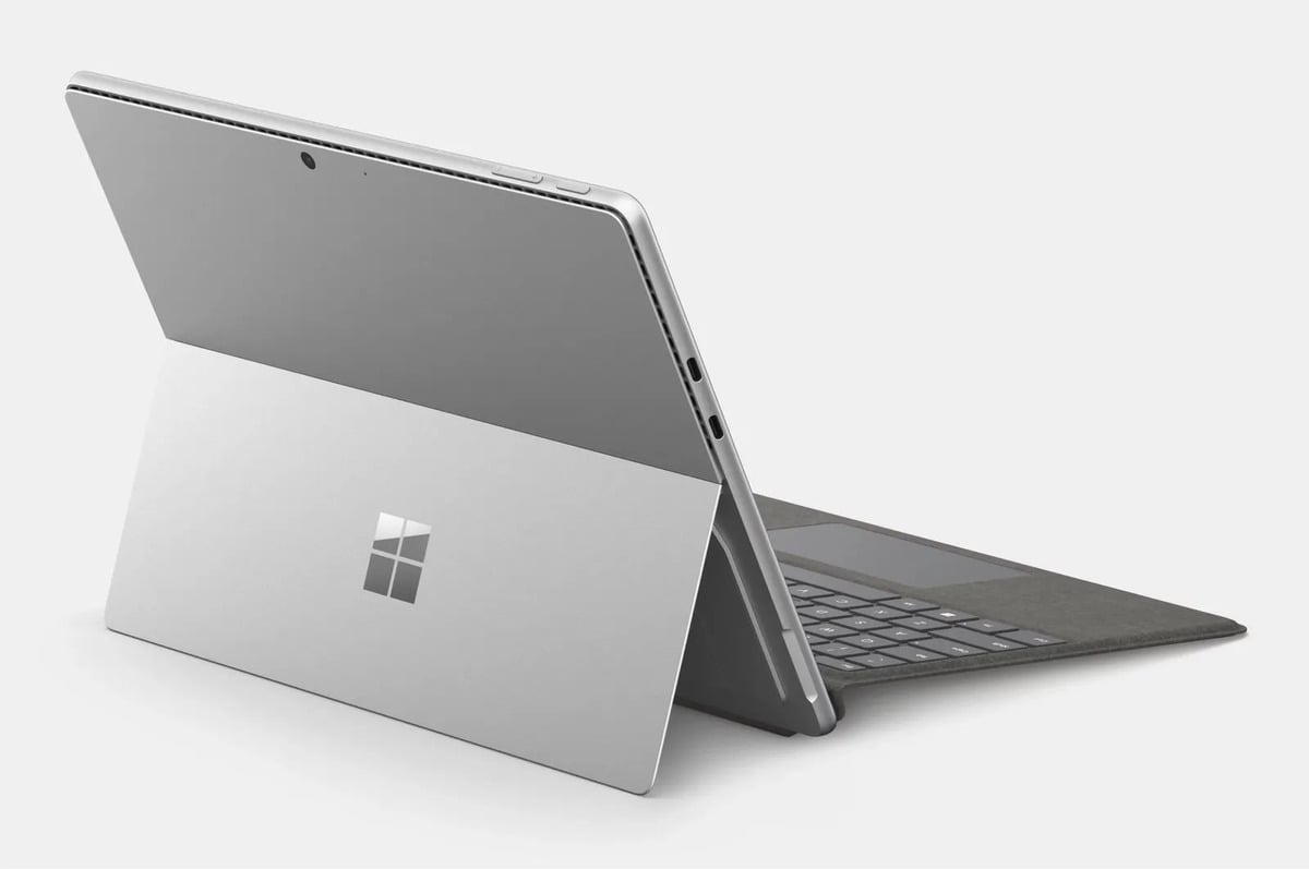 PACK SURFACE PRO 10 (ULTRA CORE I5 8GB 256GB) TECLADO LAPIZ - 3