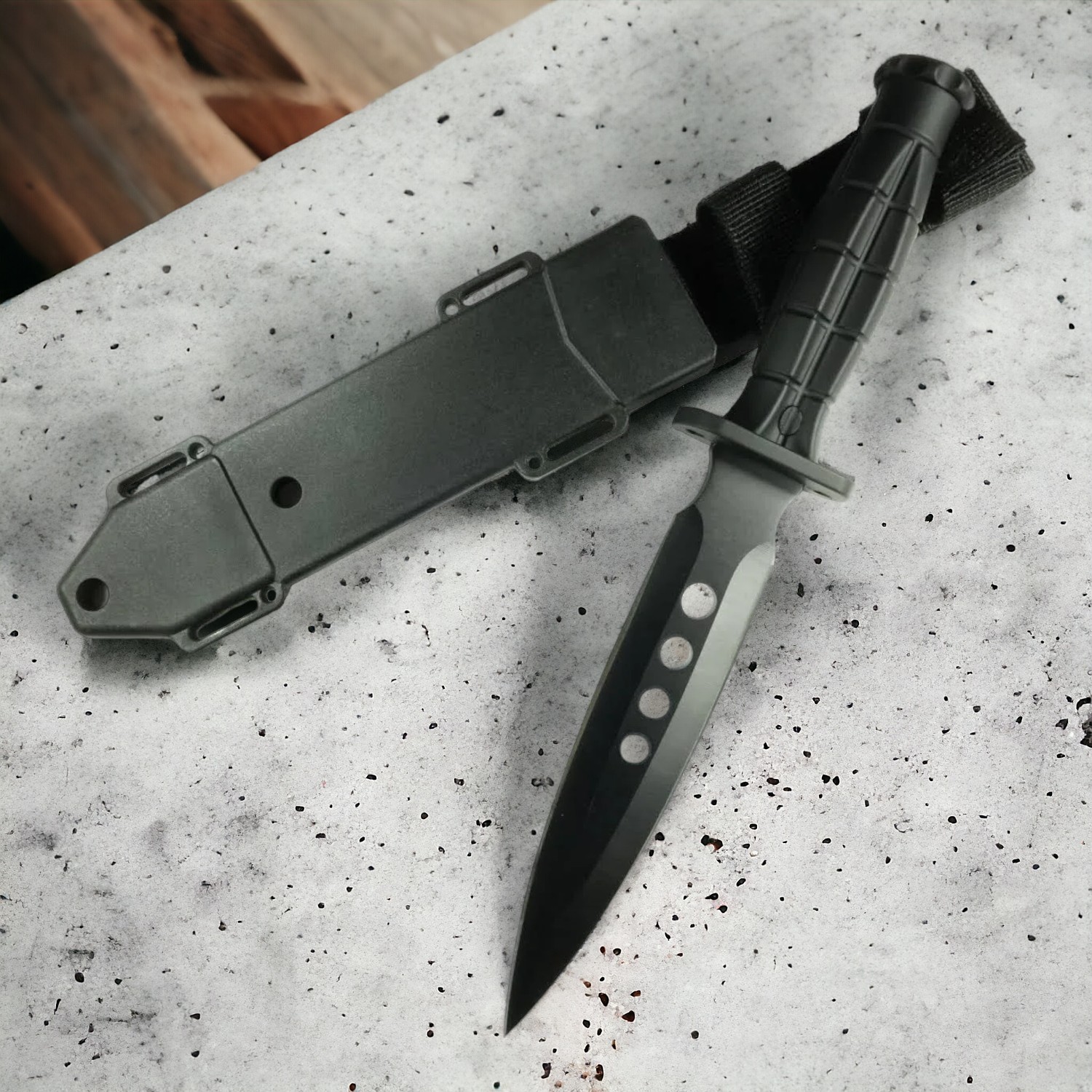 CUCHILLO INVENCIBLE TÁCTICO BUCEO COUGAR BLACK DOBLE FILO ULTRA LIVIAN AM63 ACERO - 3