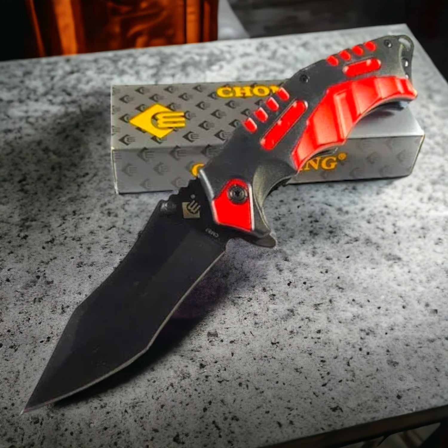 NAVAJA INVENCIBLE TÁCTICA CAMPING ASISTIDA RED FROG AE78 ACERO - 1