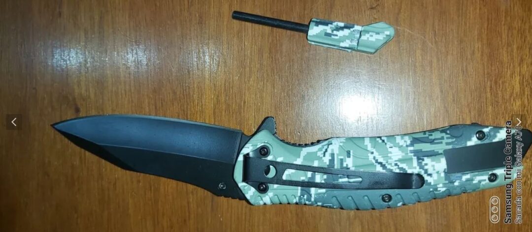 NAVAJA INVENCIBLE CAMUFLAGE CORTAPLUMA PEDERNAL SILBATO GRIS AG06 ACERO - 2