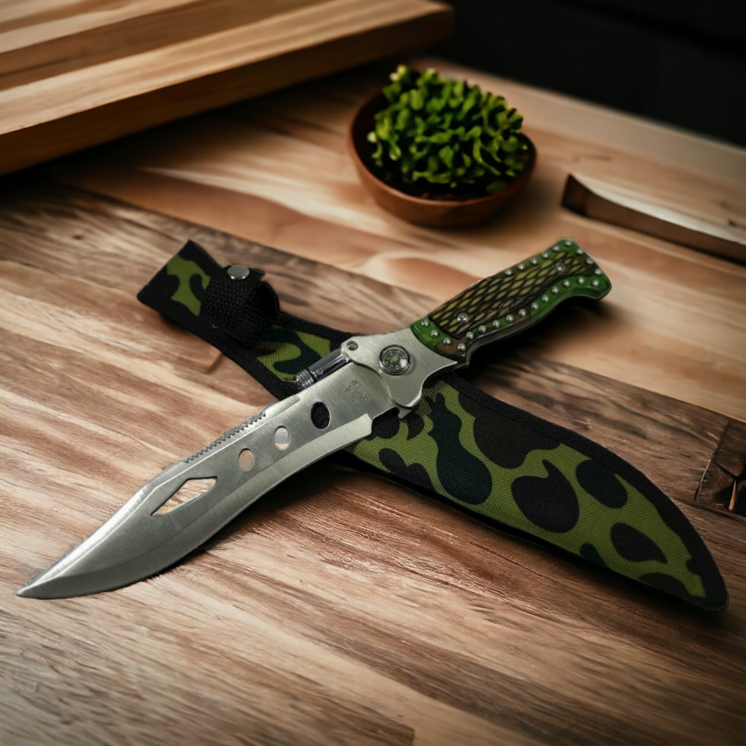 CUCHILLO INVENCIBLE ALIGATOR CON LINTERNA AN88 ACERO - 1