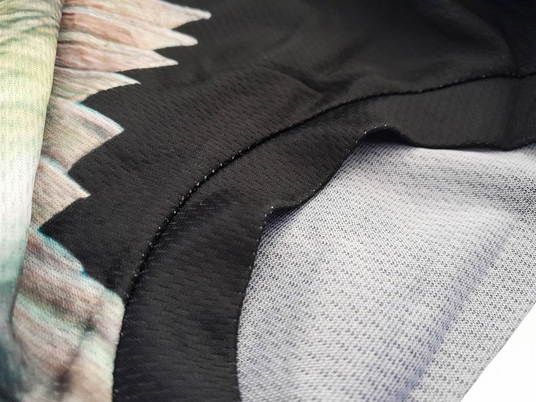 POLERA INVENCIBLE CAMUFLADA HUNTER FISH AP52 ACERO - 2