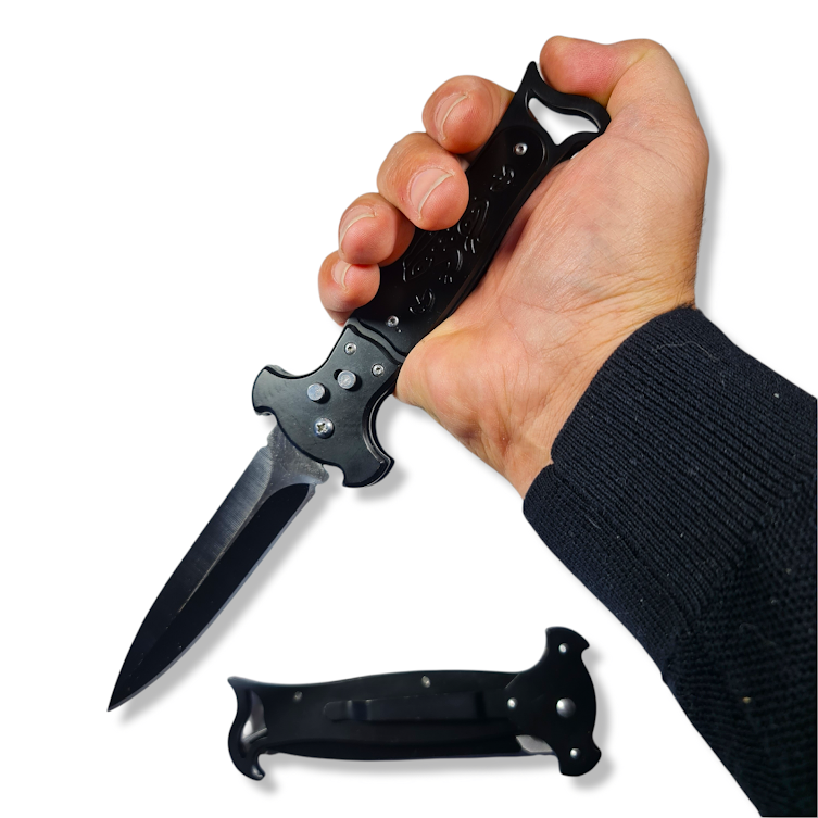NAVAJA INVENCIBLE BULLFROG CORTAPLUMA AUTOMÁTICA 26 CMS AL44 ACERO - 2