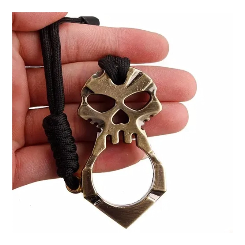 MANOPLA ANILLO PUÑO CALAVERA METAL CON CORDON - 1