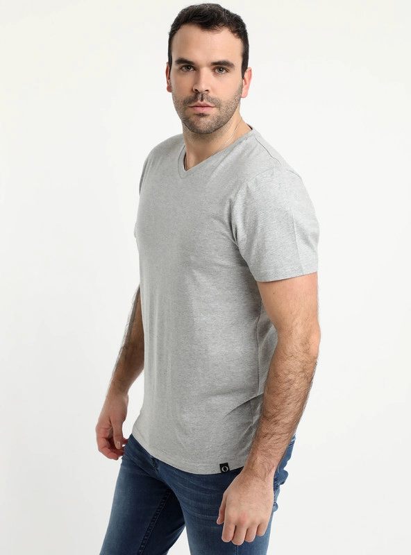 POLERA CUELLO V GRIS - 1