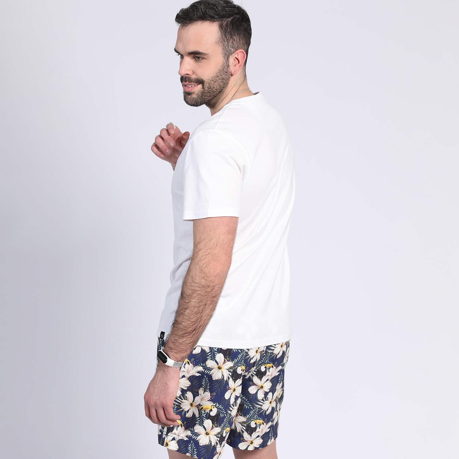 POLERA MANGA CORTA CUELLO V HOMBRE EN COLOR BLANCO ALGODÓN - 3